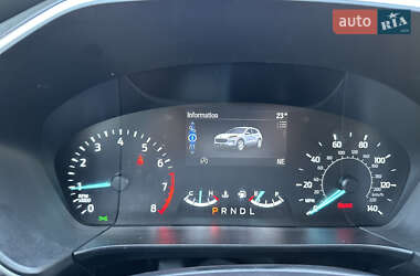 Внедорожник / Кроссовер Ford Escape 2021 в 