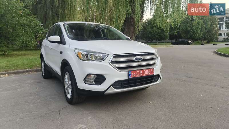 Внедорожник / Кроссовер Ford Escape 2019 в Киеве