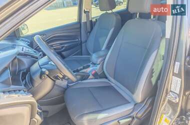 Внедорожник / Кроссовер Ford Escape 2015 в 