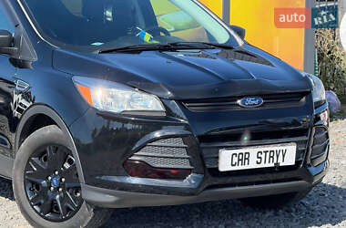 Внедорожник / Кроссовер Ford Escape 2016 в 
