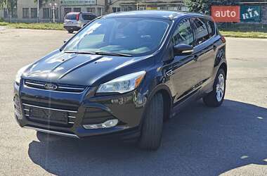 Внедорожник / Кроссовер Ford Escape 2014 в 