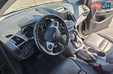 Внедорожник / Кроссовер Ford Escape 2014 в 