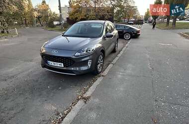 Внедорожник / Кроссовер Ford Escape 2021 в 