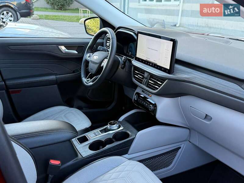 Внедорожник / Кроссовер Ford Escape 2023 в Киеве