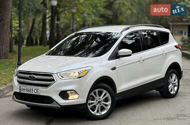 Внедорожник / Кроссовер Ford Escape 2019 в Чернигове