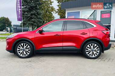 Внедорожник / Кроссовер Ford Escape 2020 в 