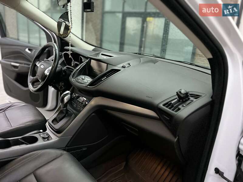 Внедорожник / Кроссовер Ford Escape 2014 в Тернополе