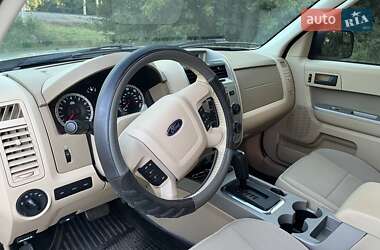 Внедорожник / Кроссовер Ford Escape 2011 в 