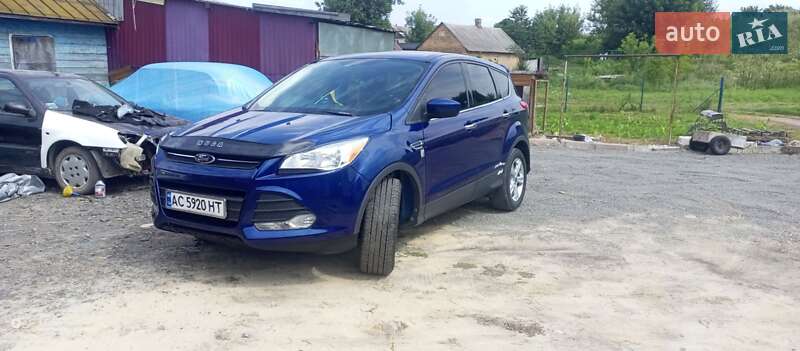 Внедорожник / Кроссовер Ford Escape 2014 в Горохове