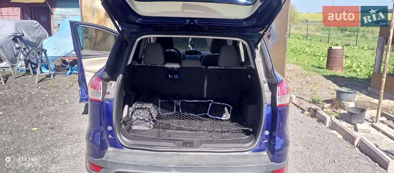Внедорожник / Кроссовер Ford Escape 2014 в Горохове