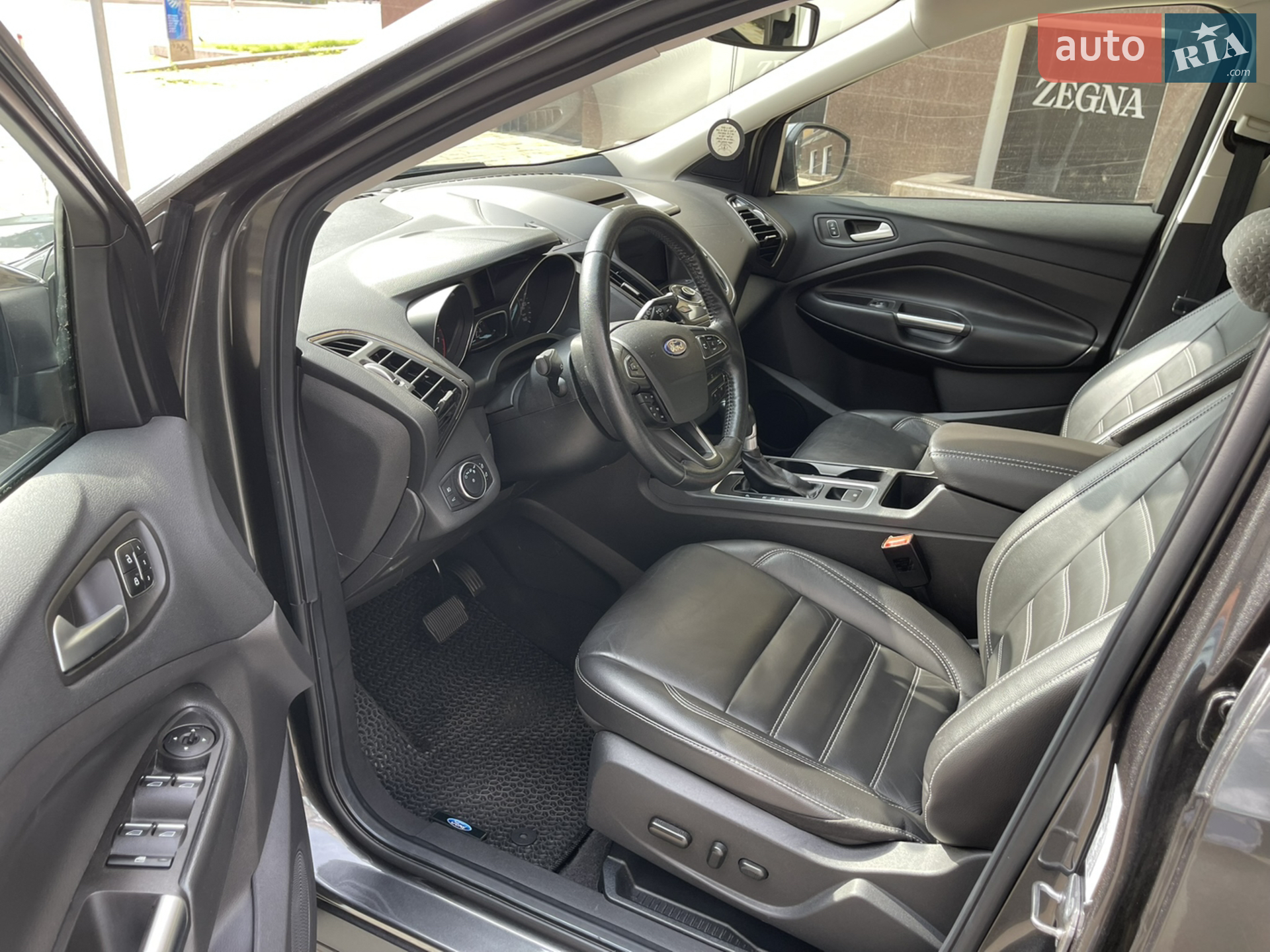 2017 Ford Escape - мініатюра 9
