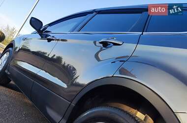 Внедорожник / Кроссовер Ford Escape 2017 в 