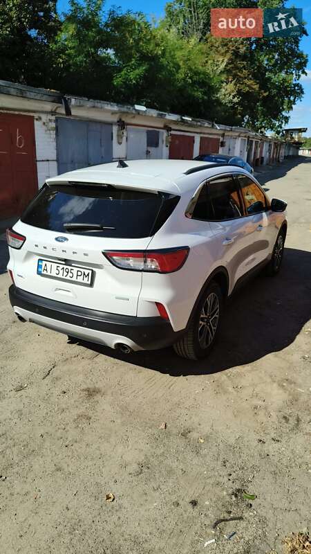 Позашляховик / Кросовер Ford Escape 2020 в Києві
