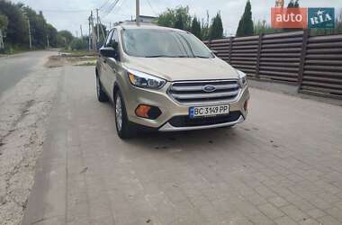 Внедорожник / Кроссовер Ford Escape 2017 в Львове