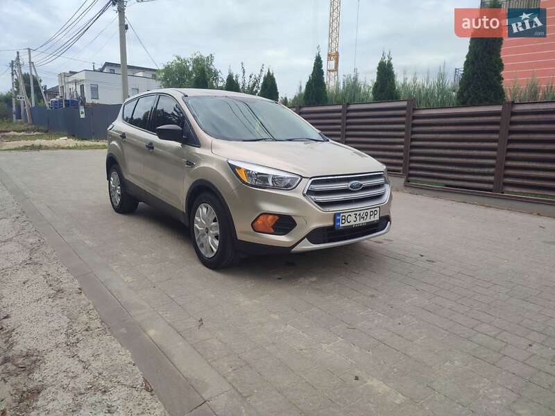 Внедорожник / Кроссовер Ford Escape 2017 в Львове