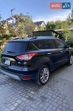 Внедорожник / Кроссовер Ford Escape 2015 в 