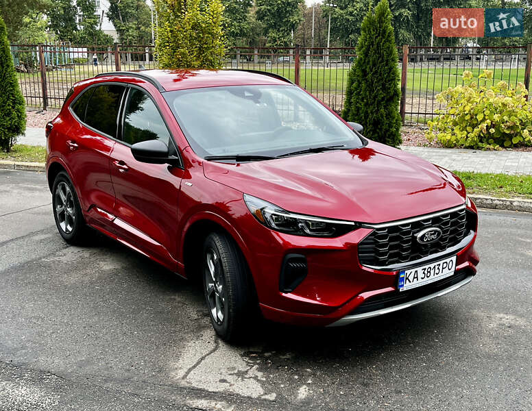 Внедорожник / Кроссовер Ford Escape 2024 в Киеве