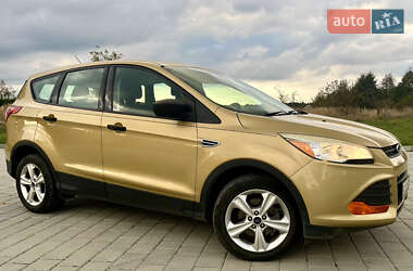 Внедорожник / Кроссовер Ford Escape 2014 в 