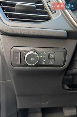 Внедорожник / Кроссовер Ford Escape 2019 в 