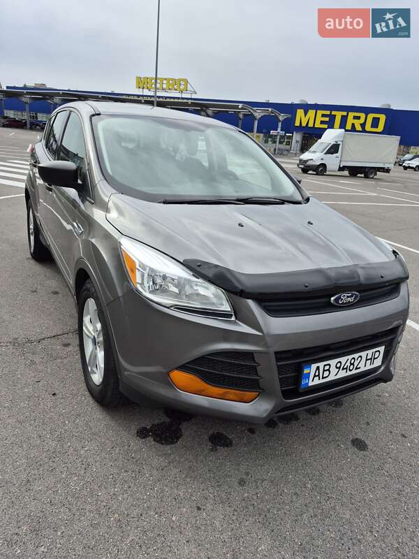 Внедорожник / Кроссовер Ford Escape 2014 в 