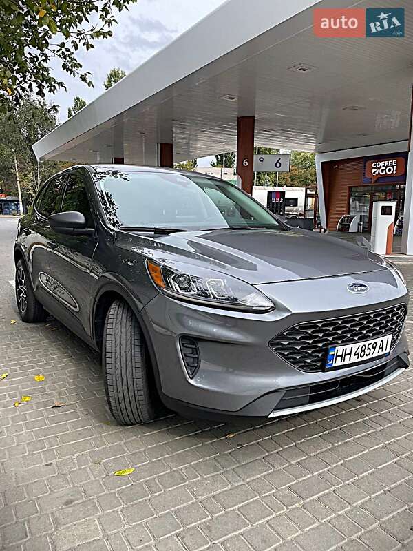 Внедорожник / Кроссовер Ford Escape 2021 в Одессе