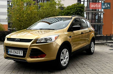 Внедорожник / Кроссовер Ford Escape 2014 в 