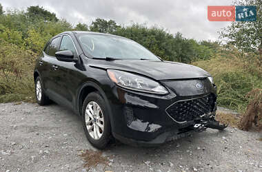 Позашляховик / Кросовер Ford Escape 2020 в Рівному
