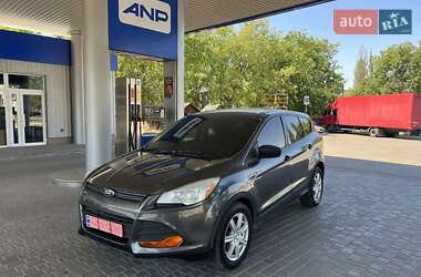 Внедорожник / Кроссовер Ford Escape 2016 в 