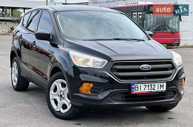 Внедорожник / Кроссовер Ford Escape 2017 в 
