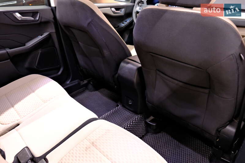 Внедорожник / Кроссовер Ford Escape 2021 в Одессе