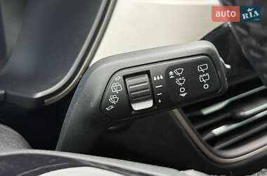 Внедорожник / Кроссовер Ford Escape 2021 в 