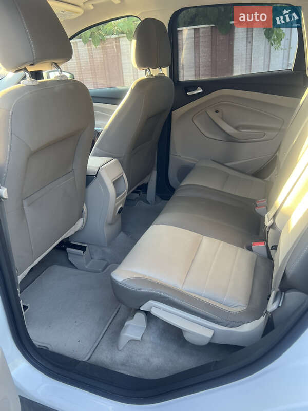Внедорожник / Кроссовер Ford Escape 2015 в Виннице
