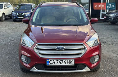 Внедорожник / Кроссовер Ford Escape 2017 в 
