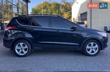 Внедорожник / Кроссовер Ford Escape 2014 в 