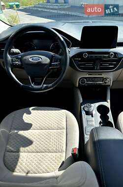 Позашляховик / Кросовер Ford Escape 2021 в Кременчуці