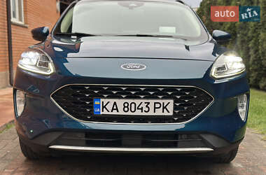 Позашляховик / Кросовер Ford Escape 2020 в 