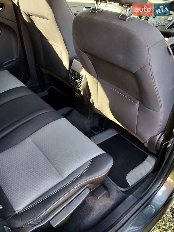 Позашляховик / Кросовер Ford Escape 2016 в Харкові