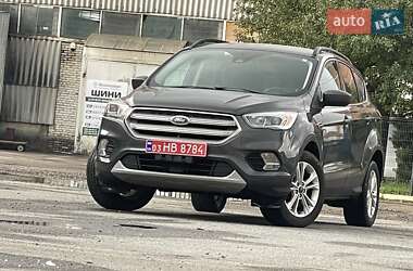 Позашляховик / Кросовер Ford Escape 2018 в Львові