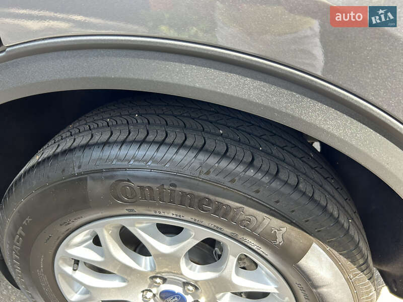 Внедорожник / Кроссовер Ford Escape 2022 в Киеве