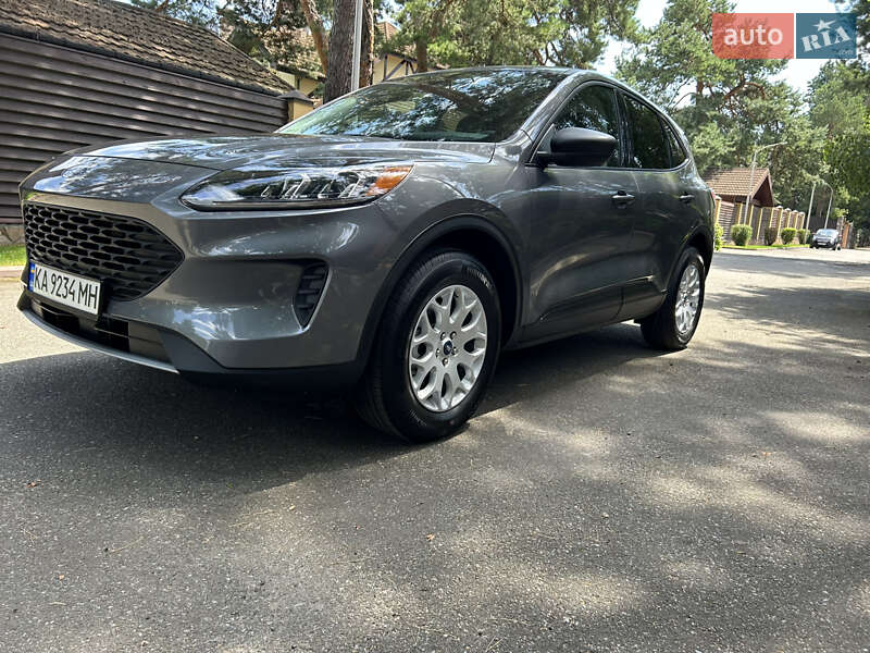 Внедорожник / Кроссовер Ford Escape 2022 в Киеве