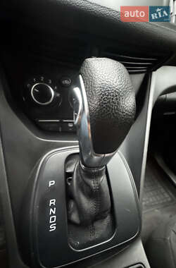 Внедорожник / Кроссовер Ford Escape 2014 в 
