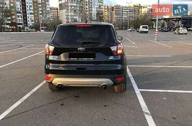 Позашляховик / Кросовер Ford Escape 2017 в 