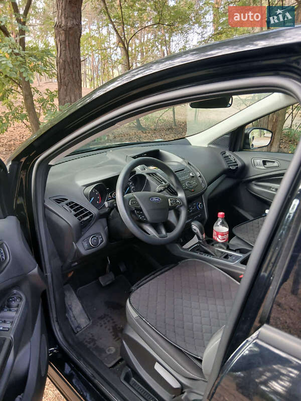 Позашляховик / Кросовер Ford Escape 2017 в Дніпрі фото 6 Позашляховик / Кросовер Ford Escape 2017 в Дніпрі