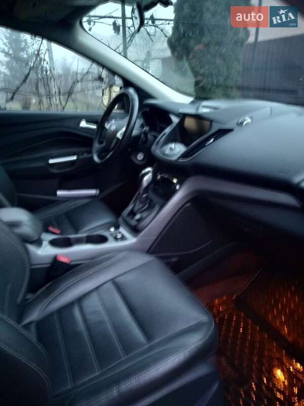 Внедорожник / Кроссовер Ford Escape 2014 в Тернополе