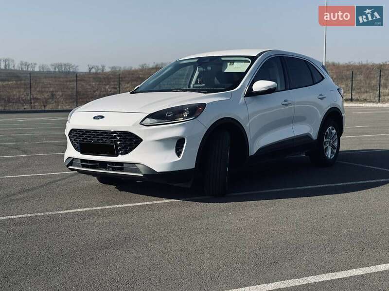 Внедорожник / Кроссовер Ford Escape 2020 в Дубно