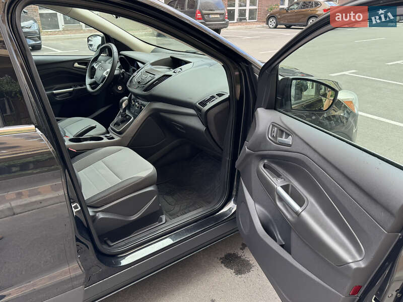 Внедорожник / Кроссовер Ford Escape 2014 в Киеве