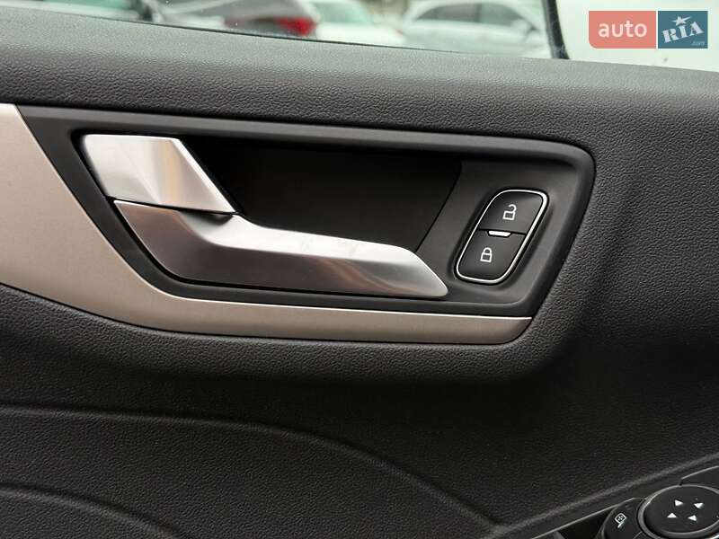 Внедорожник / Кроссовер Ford Escape 2022 в Ровно фото 20 Внедорожник / Кроссовер Ford Escape 2022 в Ровно