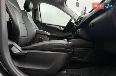 Внедорожник / Кроссовер Ford Escape 2022 в 