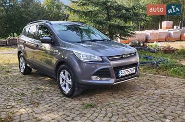 Внедорожник / Кроссовер Ford Escape 2014 в 