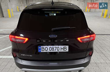 Внедорожник / Кроссовер Ford Escape 2024 в 